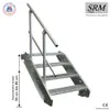 scala in acciaio a 4 gradini su un lato. Larghezza Anteprima dell’immagine prodotto 1