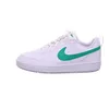 A white Nike Court Borough Low Recraft sneaker with a green Nike swoosh logo is shown against a white background. Anteprima dell’immagine prodotto