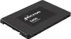 A black Micron 5400 PRO 960GB SATA 2.5 SSD is shown from a diagonal angle against a white background. Anteprima dell’immagine prodotto