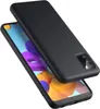 A black phone case is shown on top of a smartphone. Produktbild-Vorschau