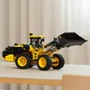 LEGO® Technic 42209 - Chargeuse sur pneus Volvo L120 Voir les images du produit 21