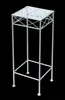 A white metal plant stand against a black background. Anteprima dell’immagine prodotto