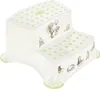 A two-step stool for children, decorated with Winnie the Pooh characters and green polka dots. Anteprima dell’immagine prodotto