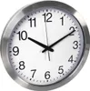 A close-up view of a wall clock. Voir les images du produit