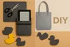 A collage showing materials for a DIY project, including felt fabric, scissors, an e-reader, a felt tote bag, and felt duck cutouts. Anteprima dell’immagine prodotto