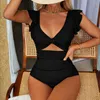 Jednodílné plavky monokini - Stahovací černé plavky - Náhled obrázku produktu 7