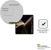 A marketing image showing a phone screen with a protective film overlay and text highlighting features. Produktbild-Vorschau