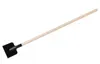 A shovel with a wooden handle against a white background. Anteprima dell’immagine prodotto