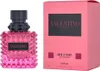 A bottle of Valentino Donna Born In Roma Extradose Eau de Parfum and its pink packaging are displayed side-by-side against a white background. Anteprima dell’immagine prodotto