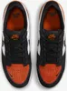 Top-down view of a pair of Nike SB Force 58 sneakers. Produktbild-Vorschau