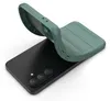 A green phone case is shown being placed onto a black smartphone. Produktbild-Vorschau