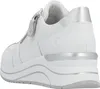 A rear-side view of a white Remonte women's sneaker with silver accents. Náhled obrázku produktu