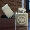 Original Zippo Sturmfeuerzeug chrom matt mit Eintracht Produktbild-Vorschau 3