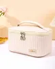 Schminktasche - Elegante Organisation für Ihre Produktbild-Vorschau 13