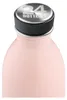 Close-up of the top of a pink water bottle with a silver lid. Produktbild-Vorschau