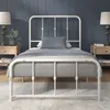 Metallbetts mit robuster Bauweise und symmetrischem Design.
 Produktbild-Vorschau