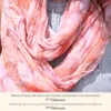 styleBREAKER Damen Loopschal Feder Muster Batik Style | Produktbild-Vorschau 7