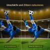 A split image showing a soccer player in action, with the left side blurred and the right side sharp, illustrating the reduction of blur and shake. Produktbild-Vorschau
