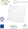 A white pillow is shown against a white background, with various certifications and branding elements around it. Anteprima dell’immagine prodotto