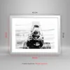 Gerahmtes Poster - Weißer Rahmen - Fotograf Schwarzweiß Produktbild-Vorschau 5