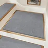 Quadratische Treppenmatte 76x76 cm grau, 1 Stück, rutschfest