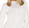 Close-up of a person wearing a white long-sleeved shirt. Produktbild-Vorschau