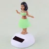 Armaturenbrett Wackelfigur Hula grün-hellgrün Frau Solar Produktbild-Vorschau 3