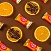 2x Kit Kat Mini Orange – Knusprige Schokoladen-Waffeln mit Produktbild-Vorschau 3