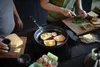 Fiskars - Koekenpan met antiaanbaklaag, 30 cm Productafbeelding-voorbeeld 8