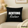 Huuraa Kissenbezug Achtung Rentner Schriftzug 40x40cm Black Produktbild-Vorschau 2