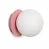 ARIA wandlamp, E27 fitting, met een bol van opaalglas Productafbeelding-voorbeeld 1