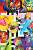 A vibrant and colorful flat lay of tableware and decorative items with tropical and animal motifs, arranged on a black and white checkered background. Anteprima dell’immagine prodotto