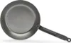A top-down view of a single frying pan on a white background. Náhled obrázku produktu
