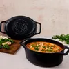 Victoria 38847 Dutch Oven Induktion Gusseisen Eingebrannte Produktbild-Vorschau 7
