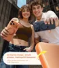 Two people holding up phone cases in an urban outdoor setting. Anteprima dell’immagine prodotto