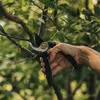 FISKARS® Solid™ Bypass-Gartenschere M P321 Produktbild-Vorschau 3
