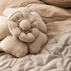 HOMLA JOSEFINA Baumwollkissen in Form einer Blume 45 cm Produktbild-Vorschau 4