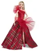 Lalka Barbie Signature Holiday - blondynka Podgląd zdjęcia produktu 17