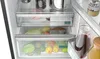 Siemens iQ700 KG39NSBBF Freistehende Kühl-Gefrier-Kombination mit Gefrierbereich unten, noFrost, 203 x 60 cm, matte schwarz Kühlschrank geöffnet Fächer Produktbild-Vorschau