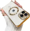 A hand holding an iPhone 13 Pro with a gold protective case. Produktbild-Vorschau