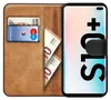 A book-style phone case with a Samsung Galaxy S10 Plus phone inside, along with cards and euro banknotes. Anteprima dell’immagine prodotto