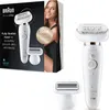 The image shows the packaging of a Braun Silk-epil 9 Flex epilator, along with a separate image of the product and an accessory. Voir les images du produit