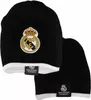 Two black Real Madrid beanies with white trim are shown against a white background. The beanie in the foreground has the Real Madrid crest on it. Voir les images du produit