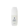 A white bottle of skincare product with text on it, set against a white background. Anteprima dell’immagine prodotto