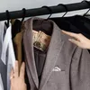 Kleiderbügel Safe Geheimversteck – Versteckte Tasche für Produktbild-Vorschau 3
