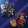 LEGO DC Batman : Batman in Batmobil vs. Harley Quinn and Voir les images du produit 26
