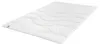 A white duvet is laid out flat on a white background. Produktbild-Vorschau
