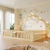 Hausbett 140x200 cm mit umlaufendem Rausfallschutz, Produktbild-Vorschau 1