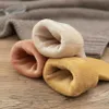 Set di 8 paia di calze termiche con pile, morbide, soffici Anteprima dell’immagine prodotto 17