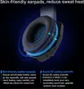 Close-up of a gaming headset earpad with descriptive text. Produktbild-Vorschau